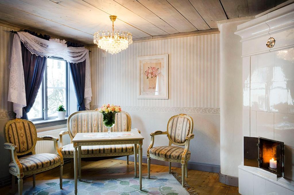 Hotel Amalias Hus Granna ภายนอก รูปภาพ
