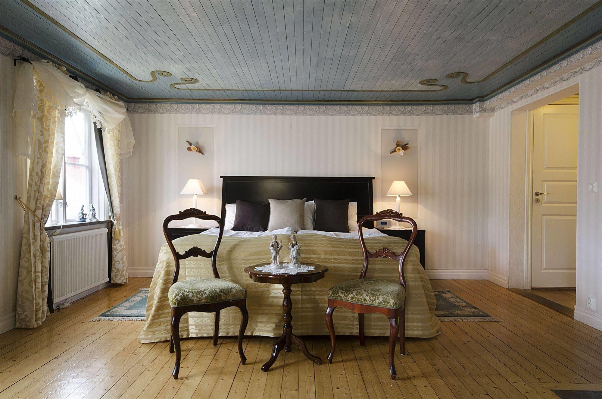 Hotel Amalias Hus Granna ภายนอก รูปภาพ