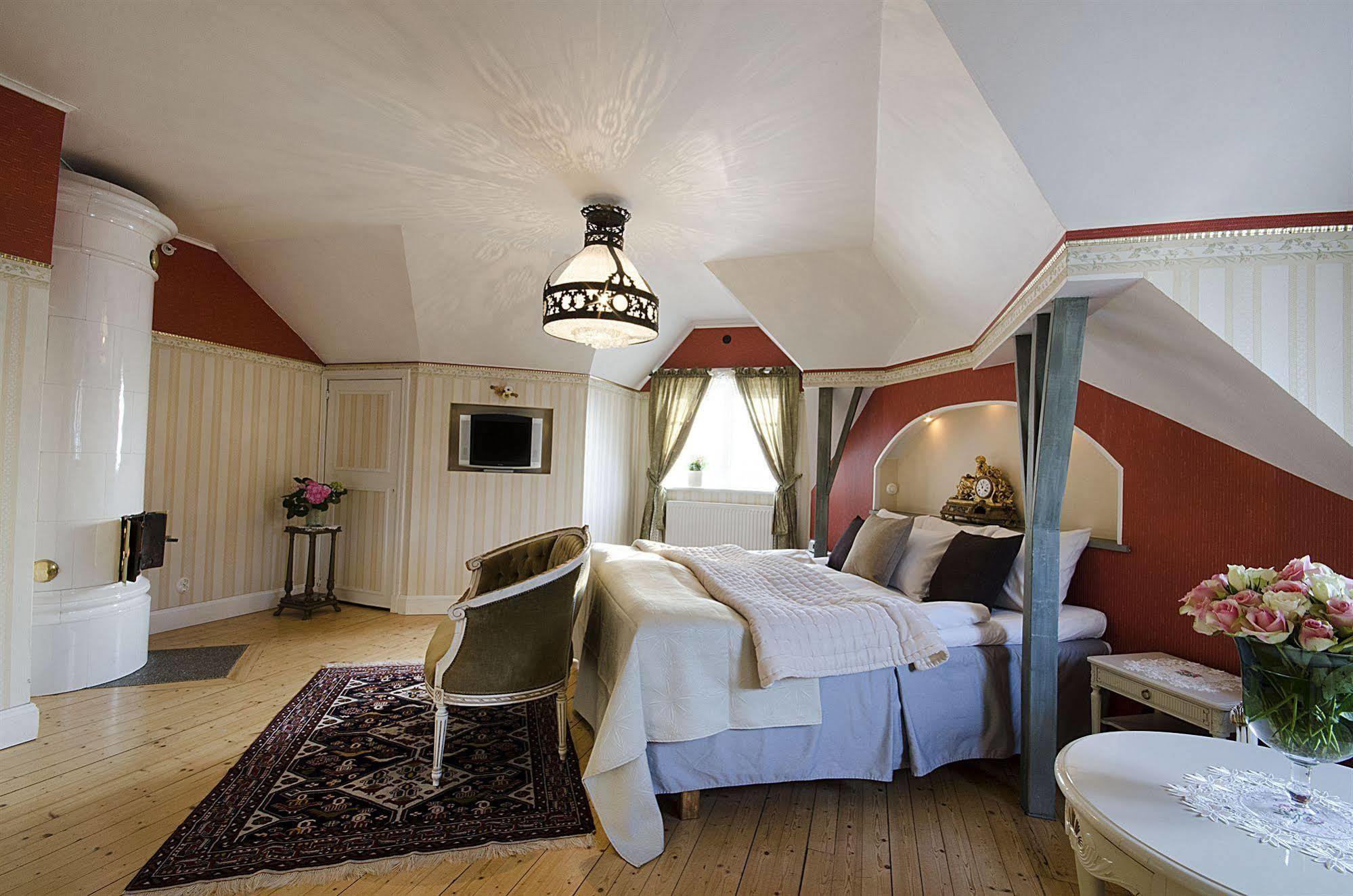Hotel Amalias Hus Granna ภายนอก รูปภาพ