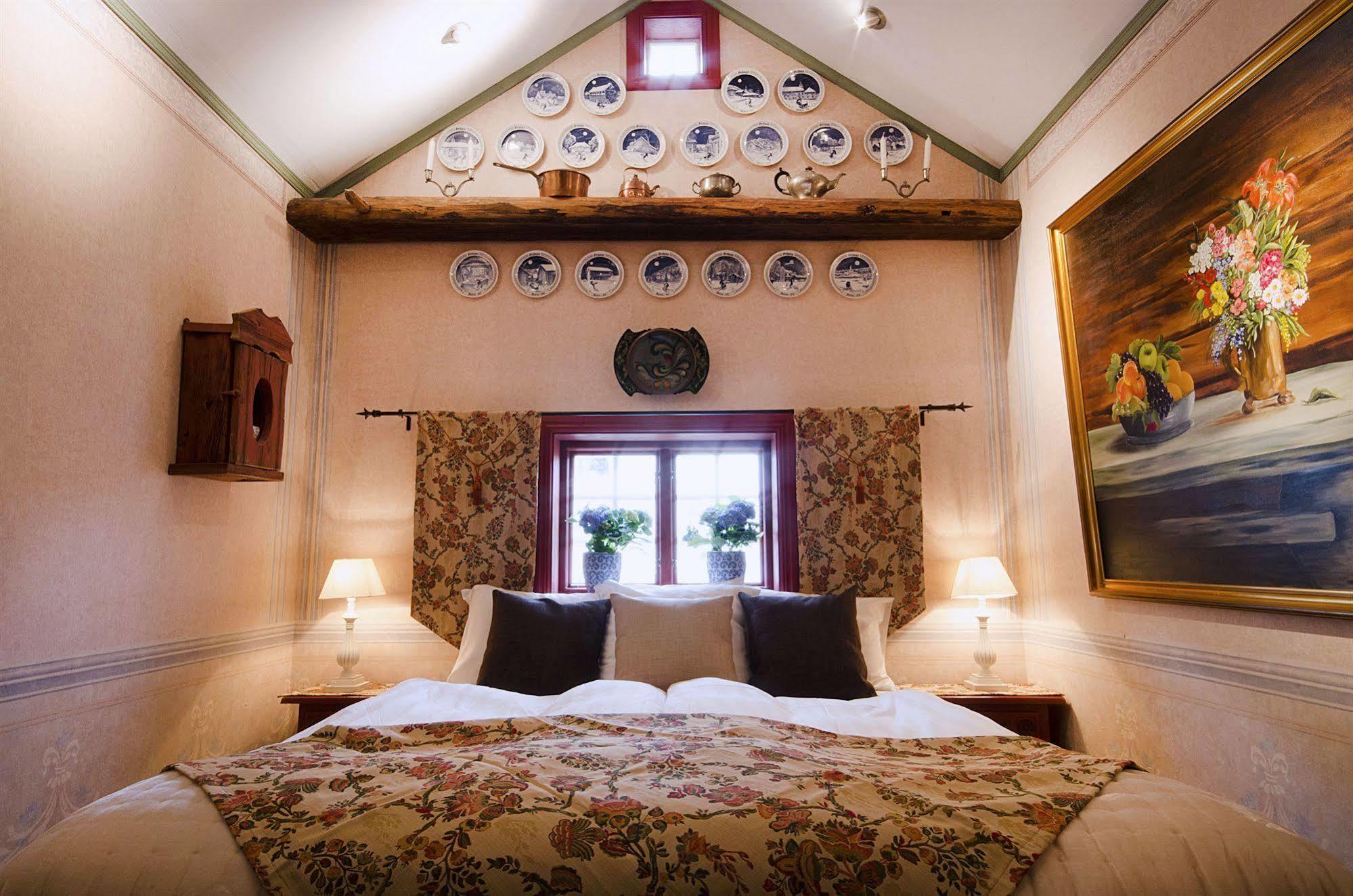 Hotel Amalias Hus Granna ภายนอก รูปภาพ